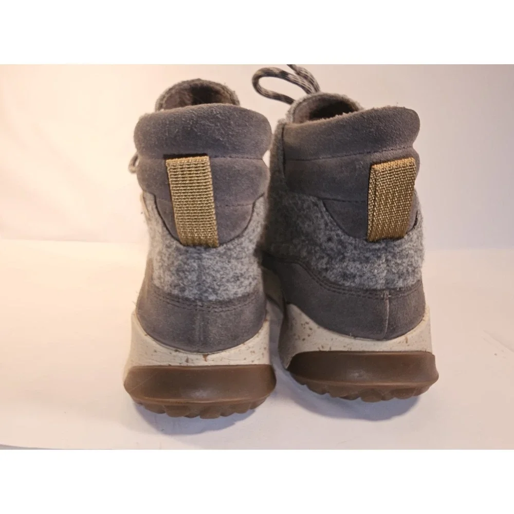 Chaco‎ Borealis Ledge Waterproof Boots Women's 10 Gray Wool Suede Winter